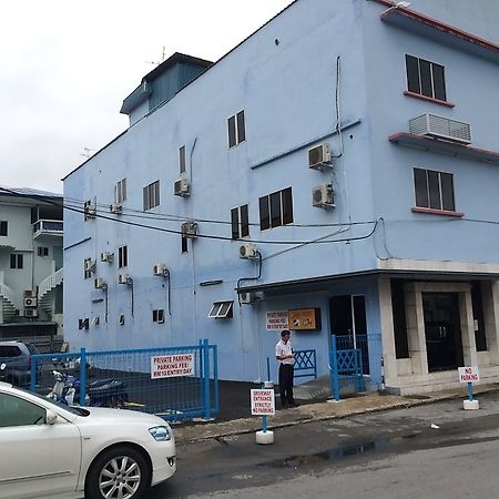 Abell Residence Kuching Esterno foto
