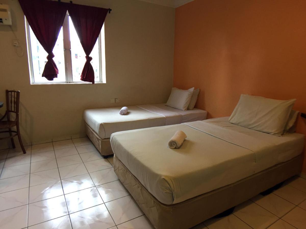 Abell Residence Kuching Esterno foto