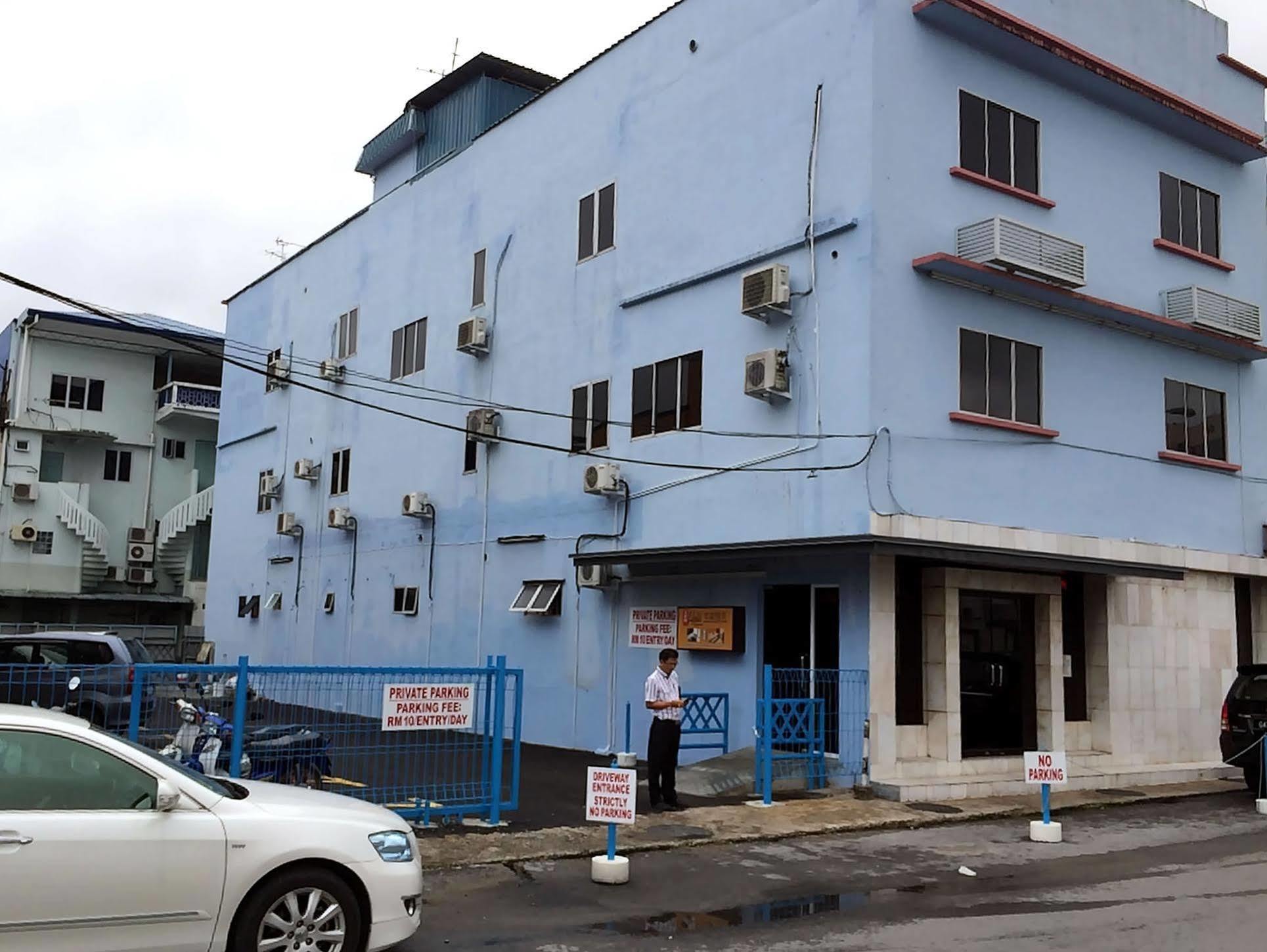 Abell Residence Kuching Esterno foto