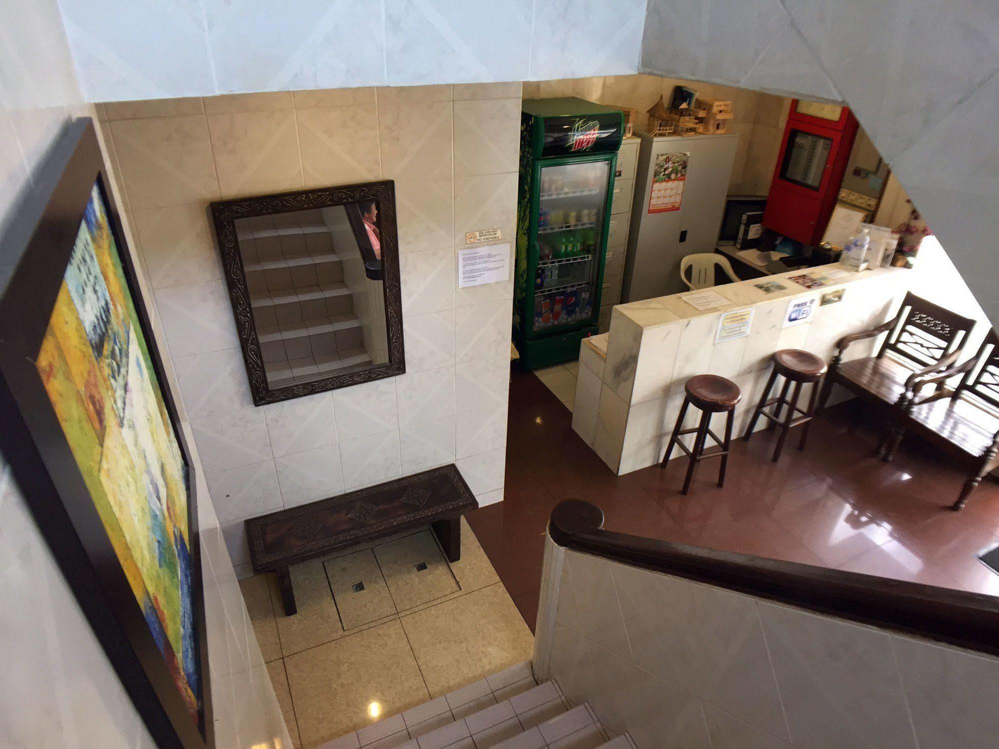Abell Residence Kuching Esterno foto